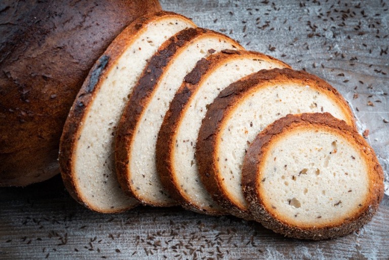 Raiskumietis sourdough bread
